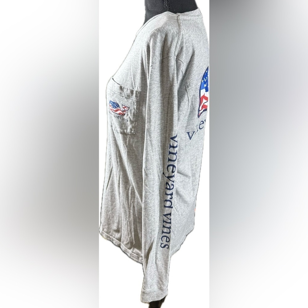 Vineyard Vines Men's Flag Whale Long-Sleeve Pocket Tee. Small. Unisex. Preowned - Picture 5 of 6